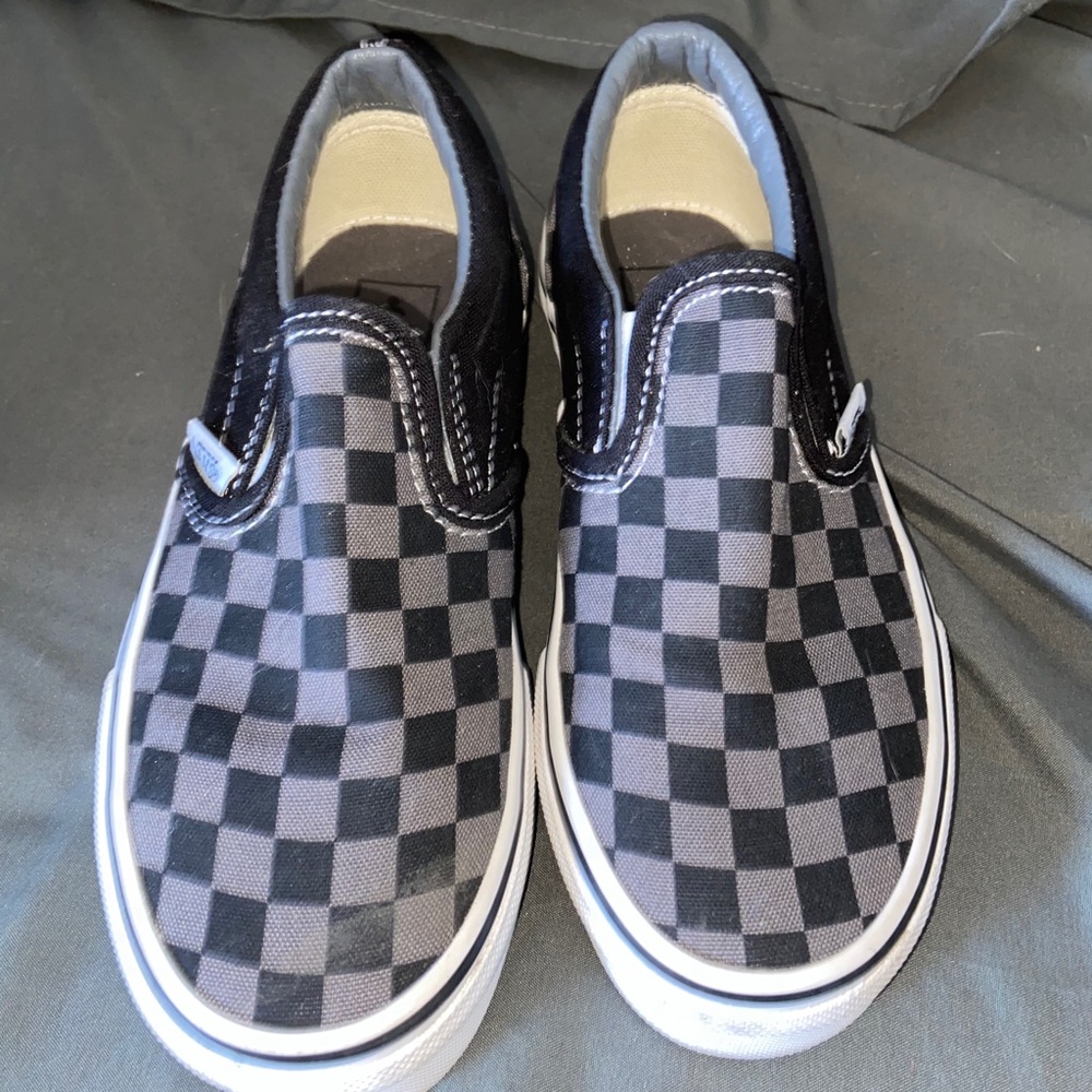 Boys vans grey black checkered size 13.5
